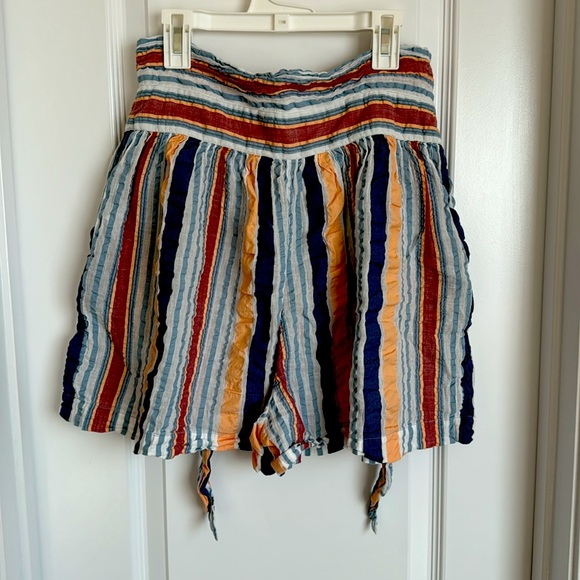 Ulla Johnson Shorts with Tie front - Picture 2 of 8